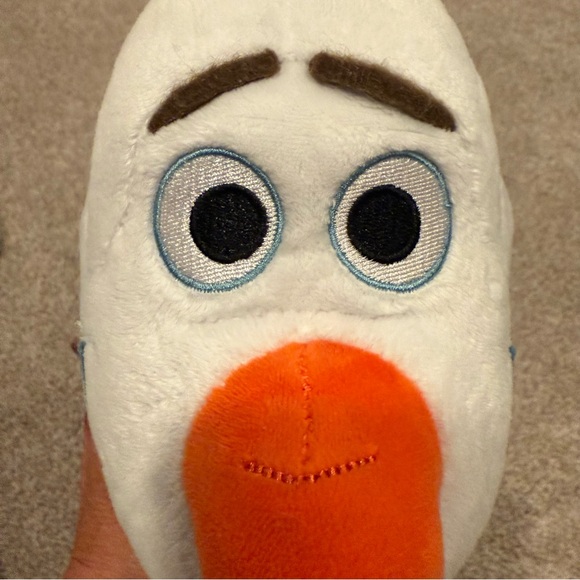 Disney Build-A-Bear Olaf stuffed animal - Picture 2 of 9